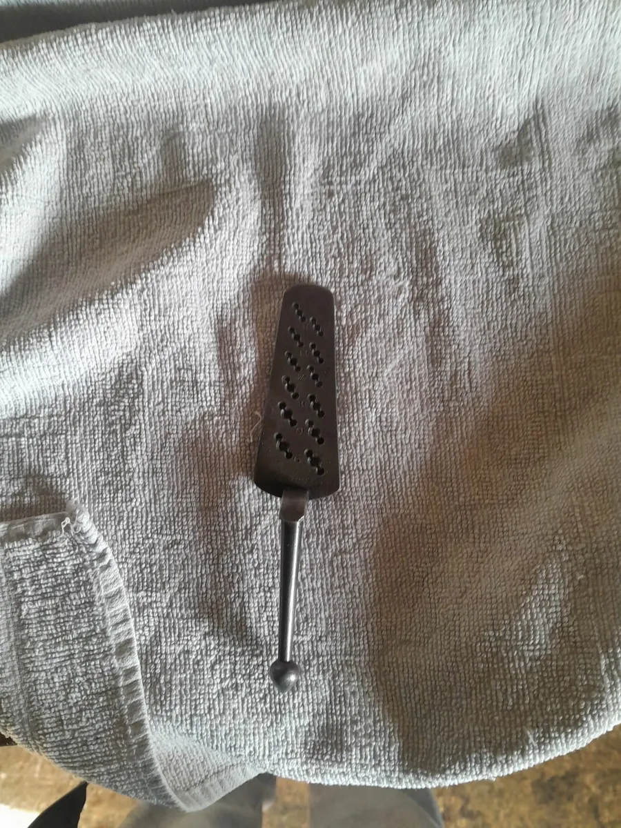 Vintage  jewellery  tread  gauge - Image 3