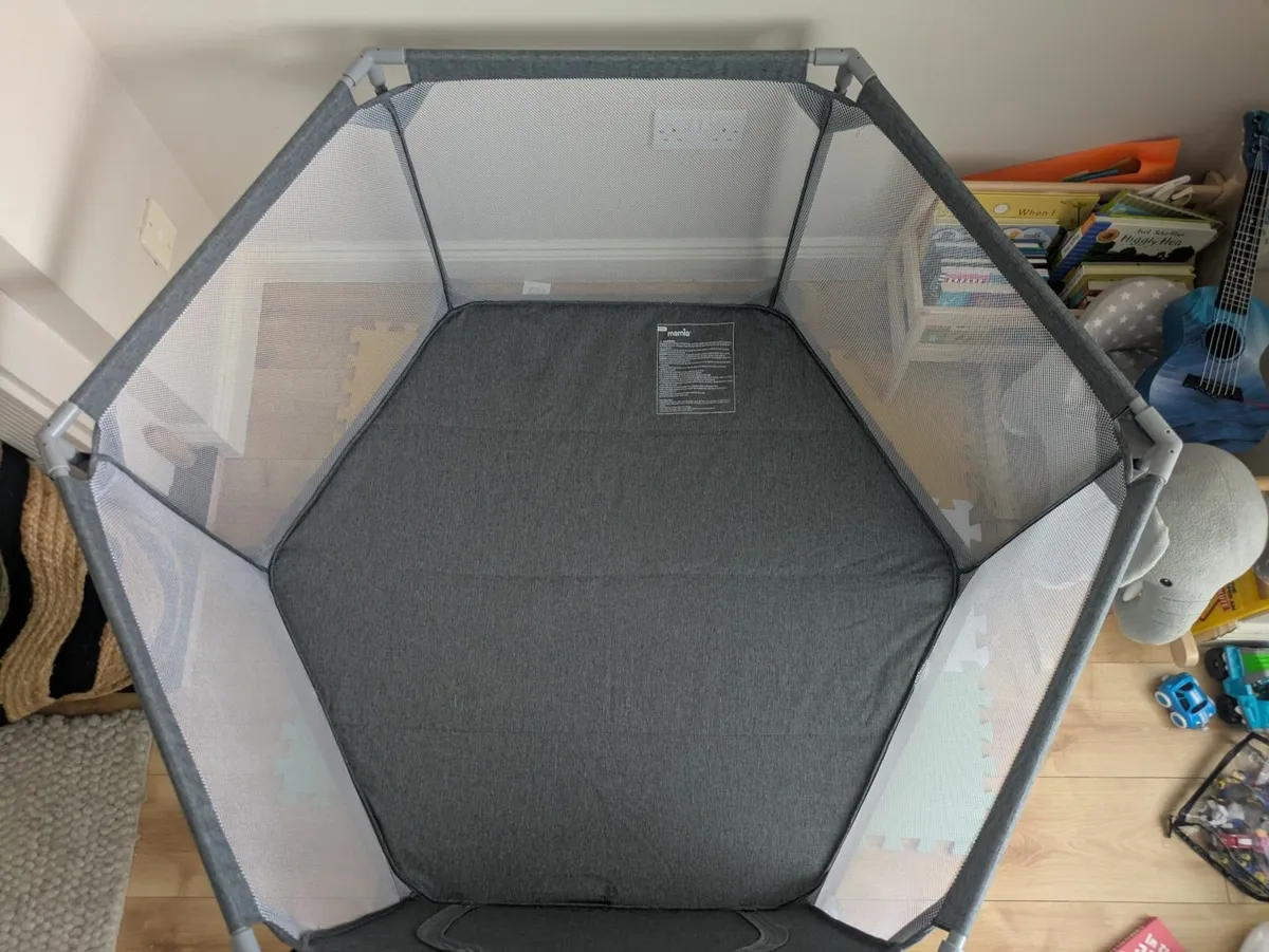 Mamia playpen - Image 2