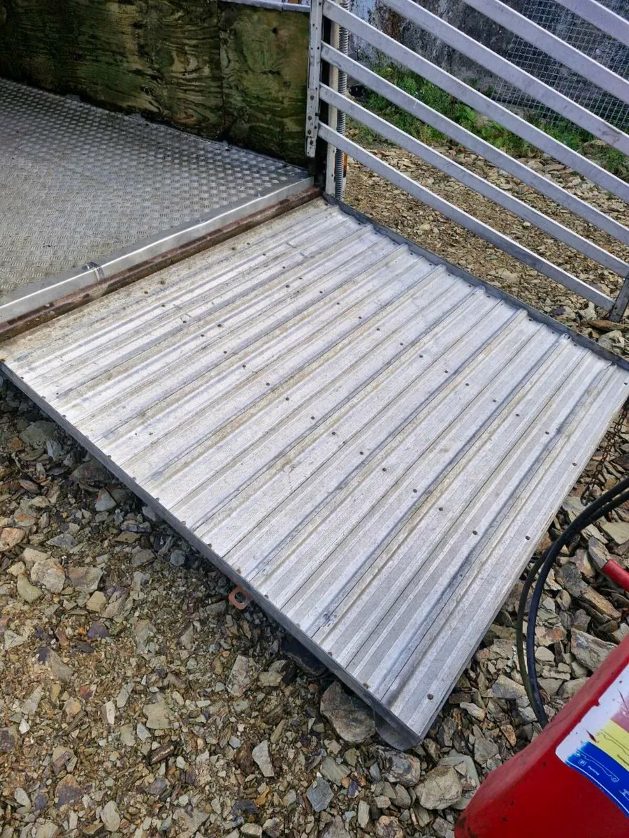 Ifor Williams cattle trailer - Image 3