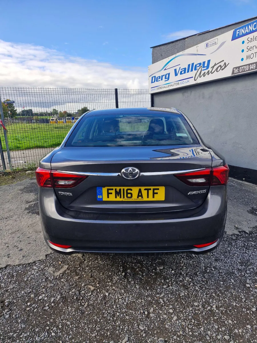 Toyota Avensis 2016 - Image 3