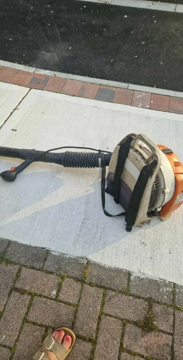 STIHL BR350 backpack blowers - Image 4