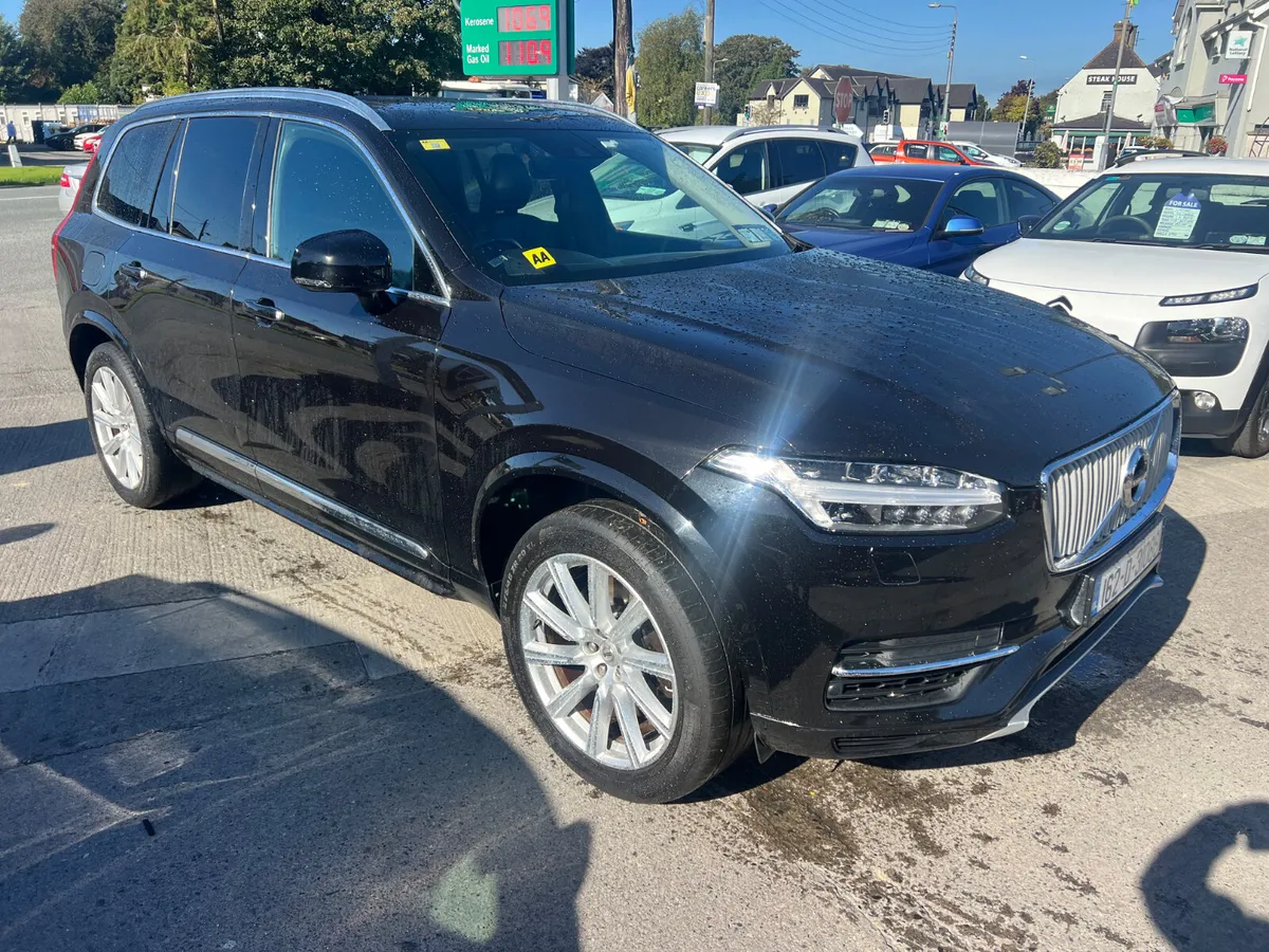 Volvo XC90 2016 T8 (407hp) PHEV R-Design Geartroni - Image 1