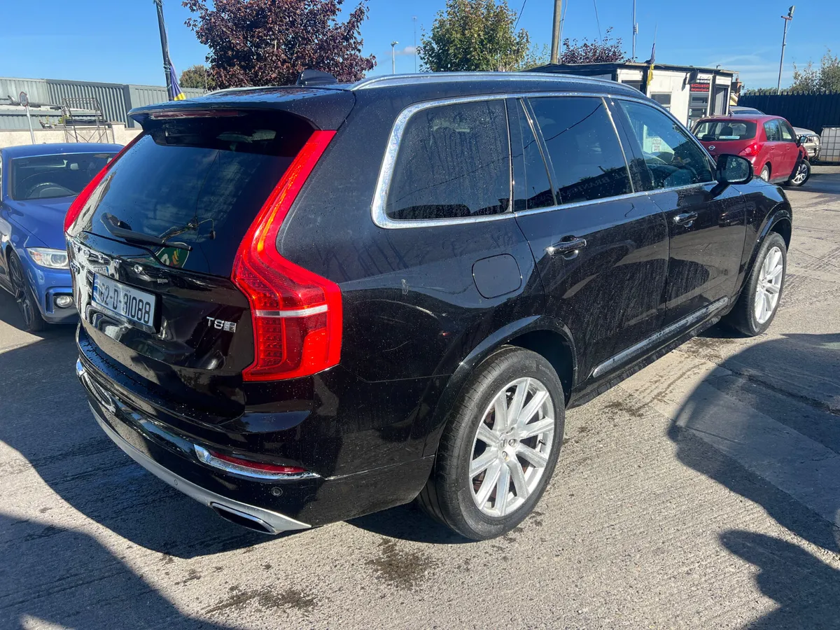 Volvo XC90 2016 T8 (407hp) PHEV R-Design Geartroni - Image 3