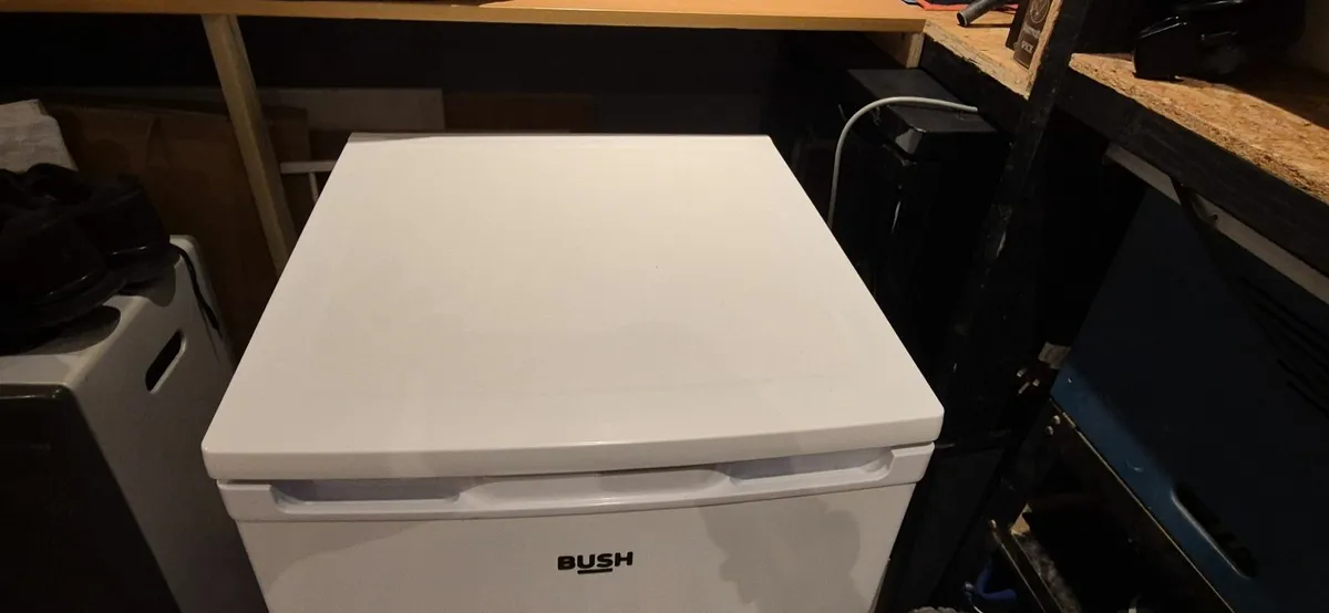 Bush MEE5585UCF Under Counter Fridge - White - Image 2