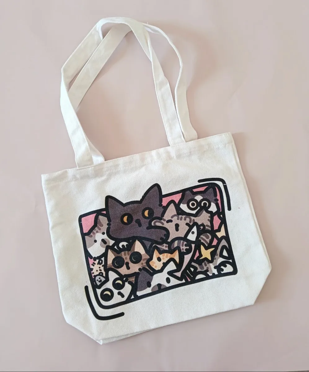Lunchbox canvas tote bag with prints - Image 1