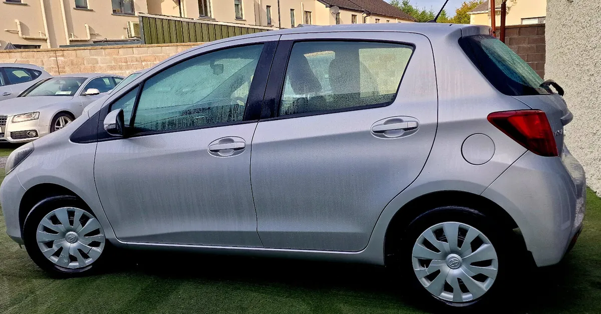 Toyota Yaris 1.0 LUNA REV CAMERA LOW KM - Image 3