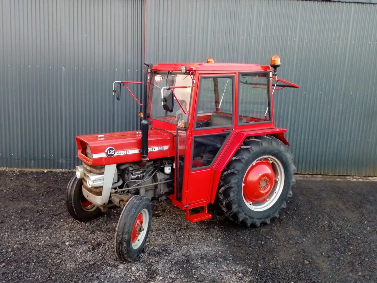 NEW CAB MF FORD  135 - Image 3