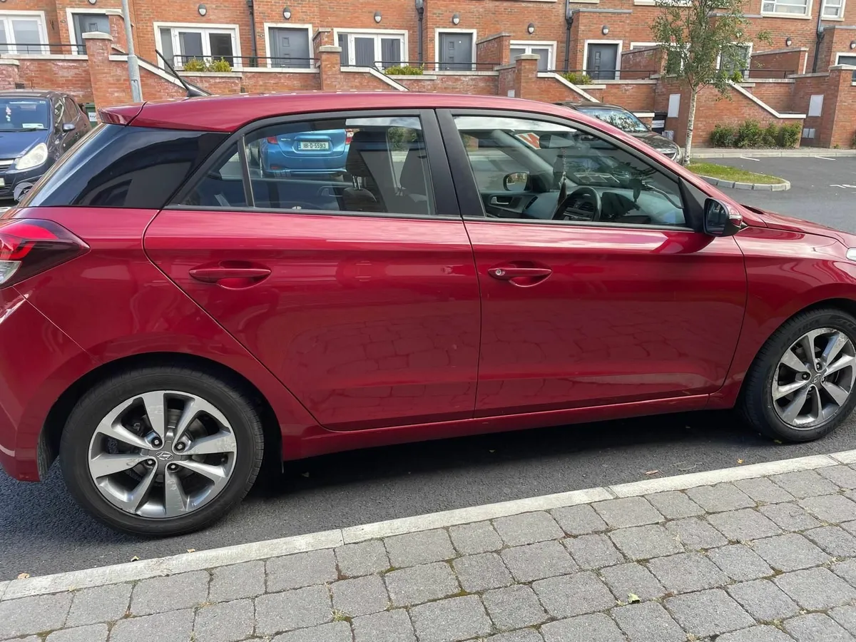 Hyundai i20 2015 Low Mileage Blue Version - Image 3