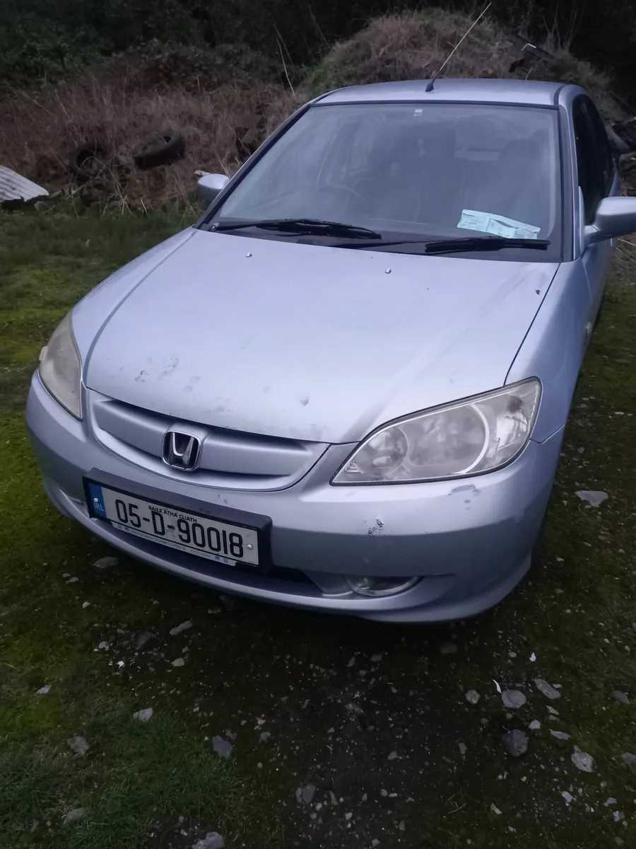Honda Civic 2005 for parts - Image 1