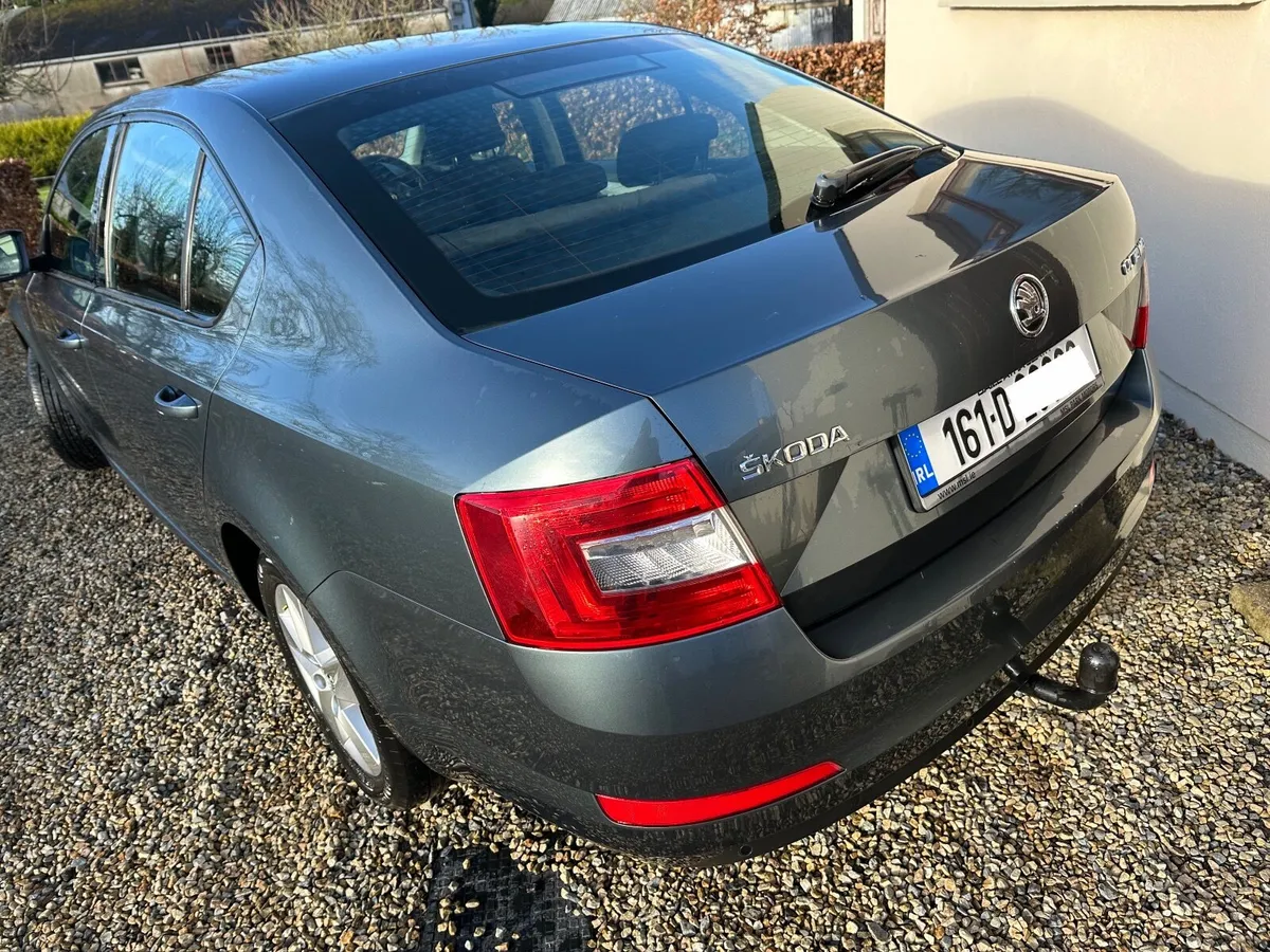 Skoda Octavia 2016 - Image 4