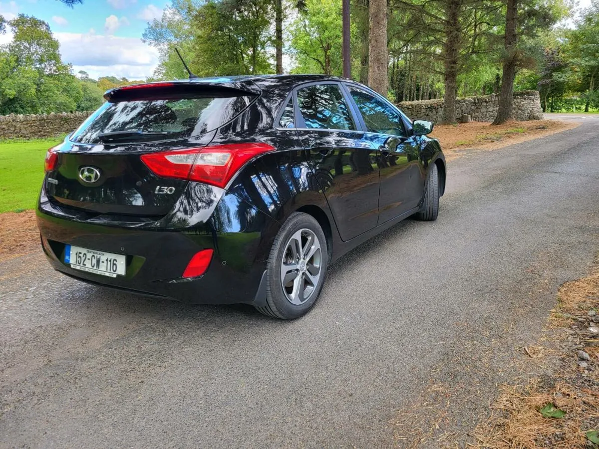 Hyundai i30 deluxe 1.6 diesel - Image 2