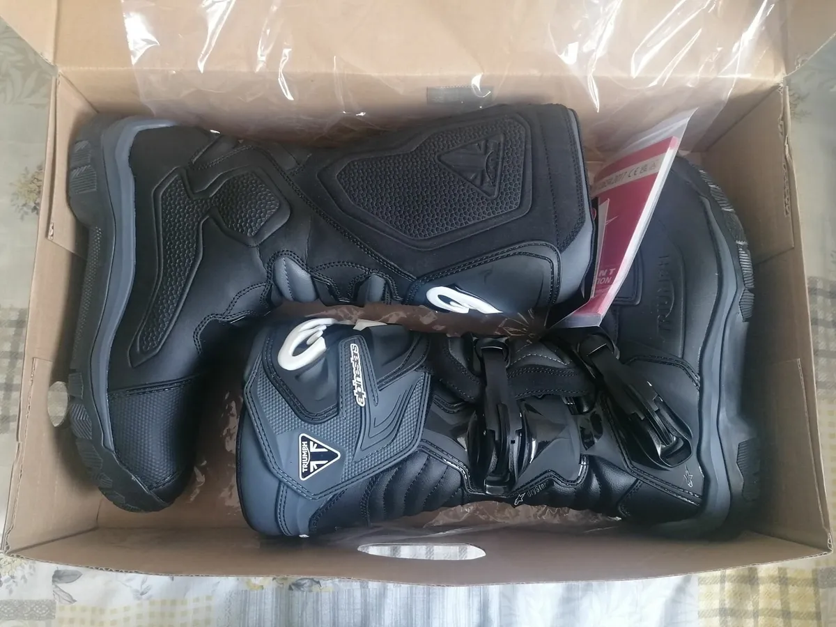 Alpinestars Triumph Corozal Drystar Boots - Image 2
