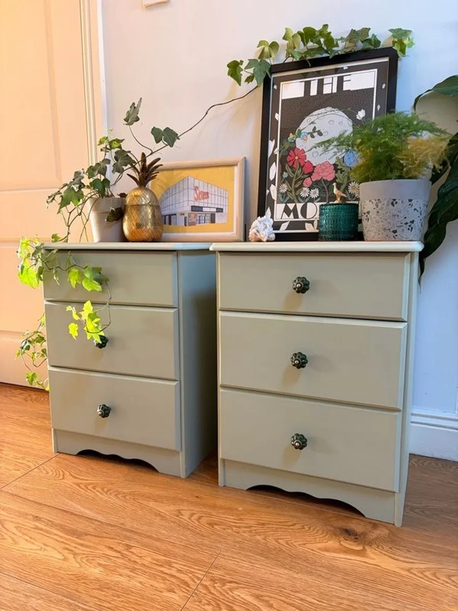 bed side lockers - Image 1