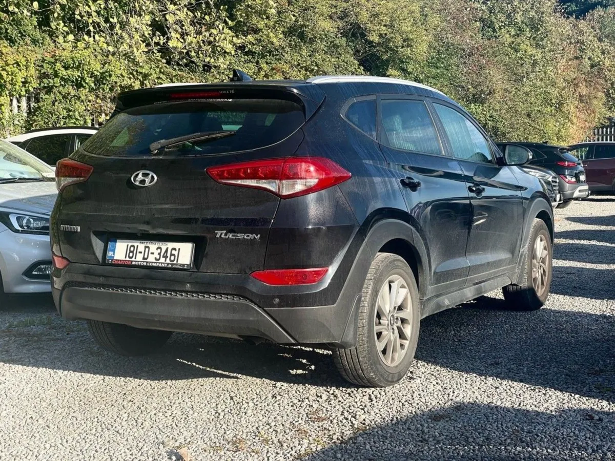 Hyundai Tucson 1.7 D Executive SE - Image 4