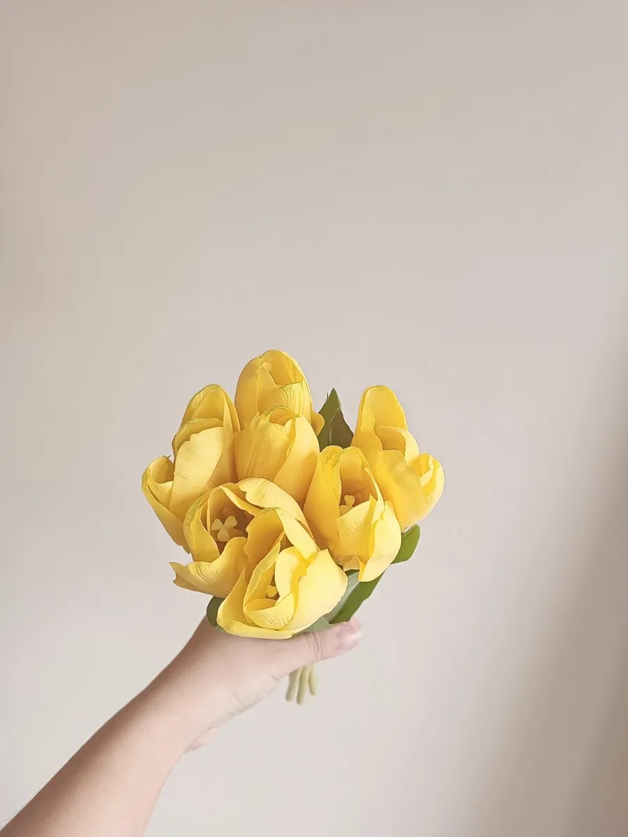 7 pcs  Artificial tulips for home decoration - Image 2