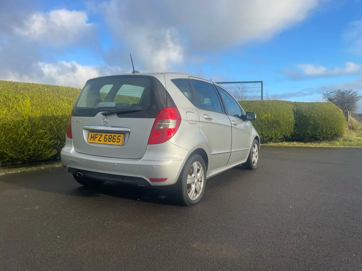 Car - Image 3