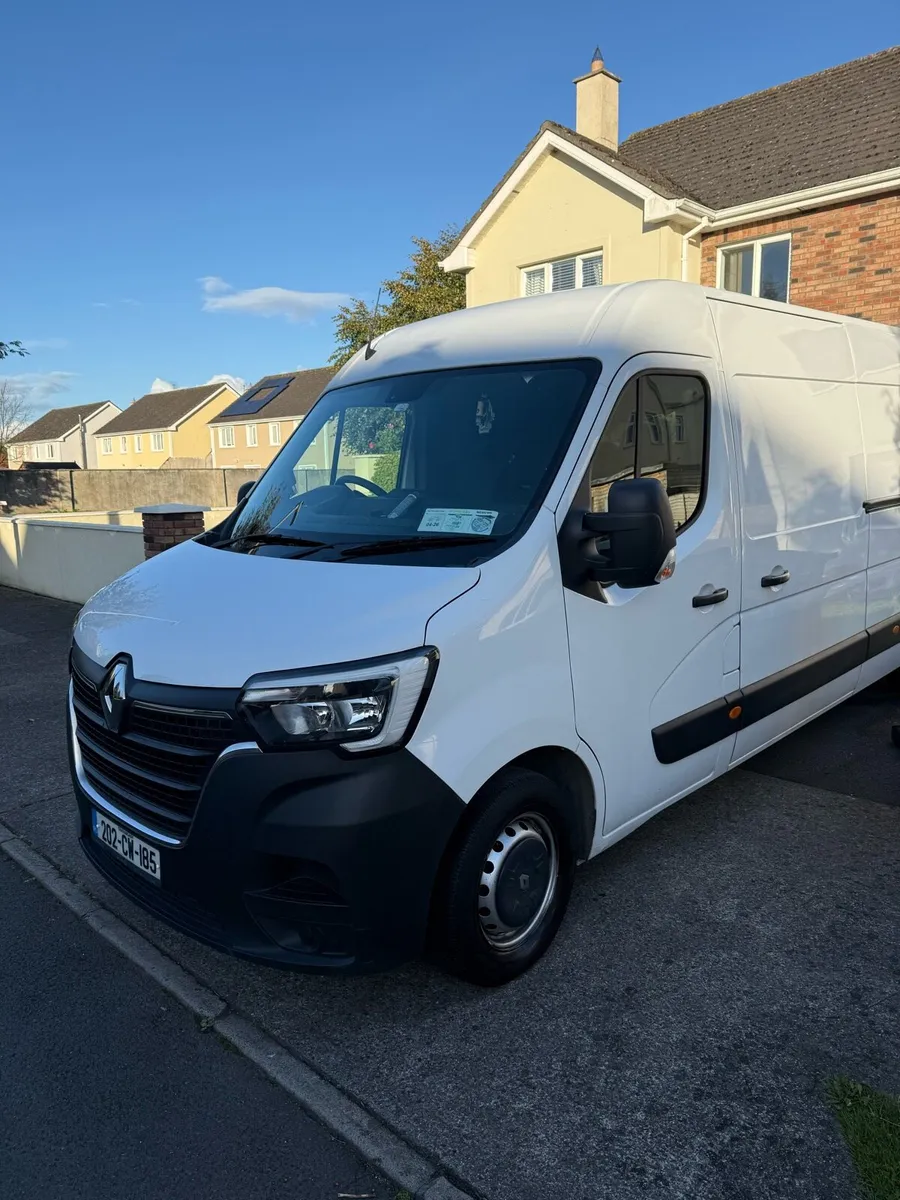 Renault Master - Image 1