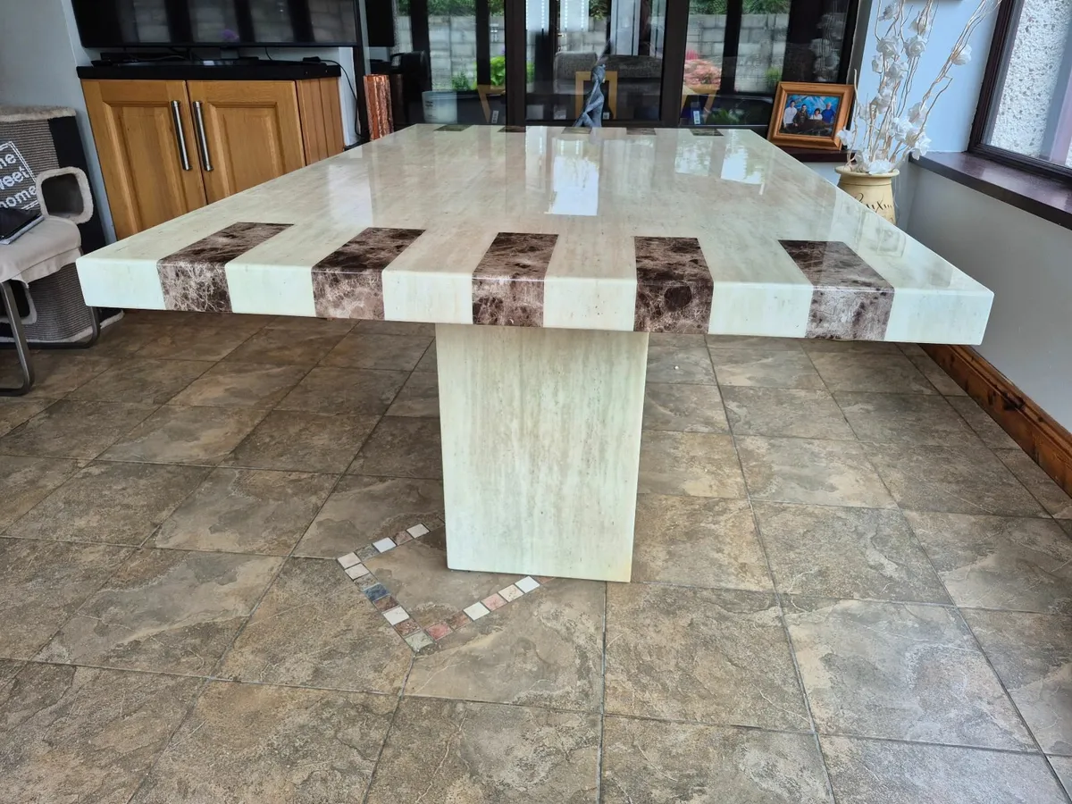 Kitchen table - Image 3