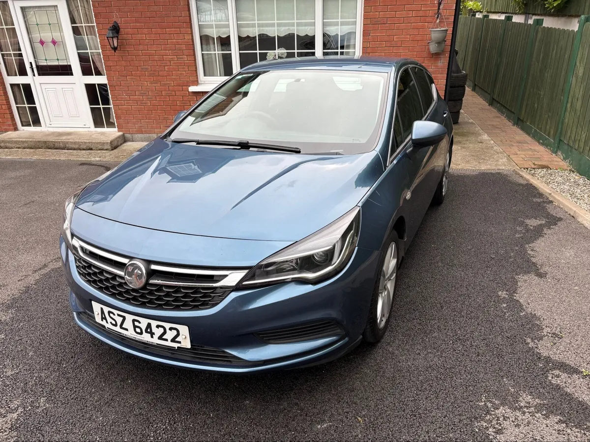 Vauxhall Astra 2016 - Image 1