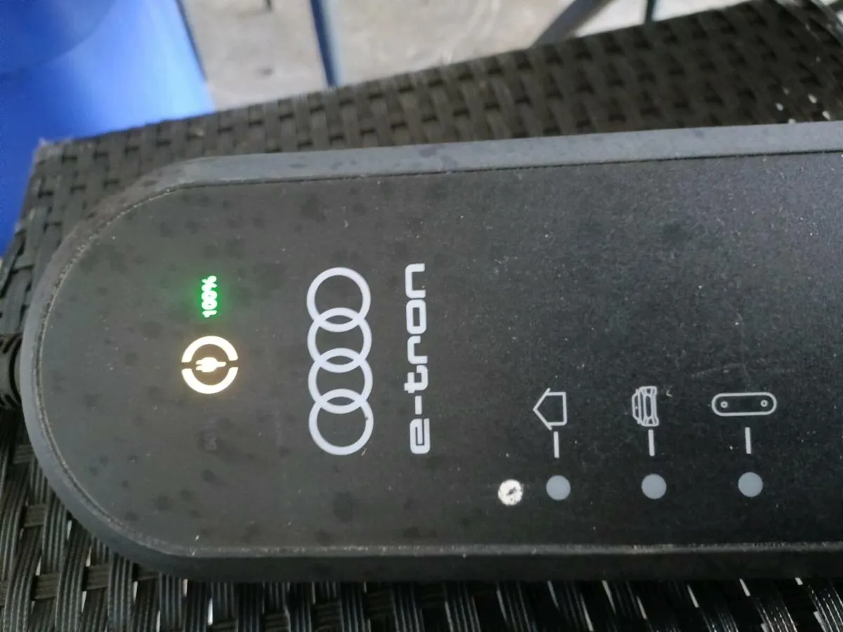Audi ETron genuine charger - Image 1
