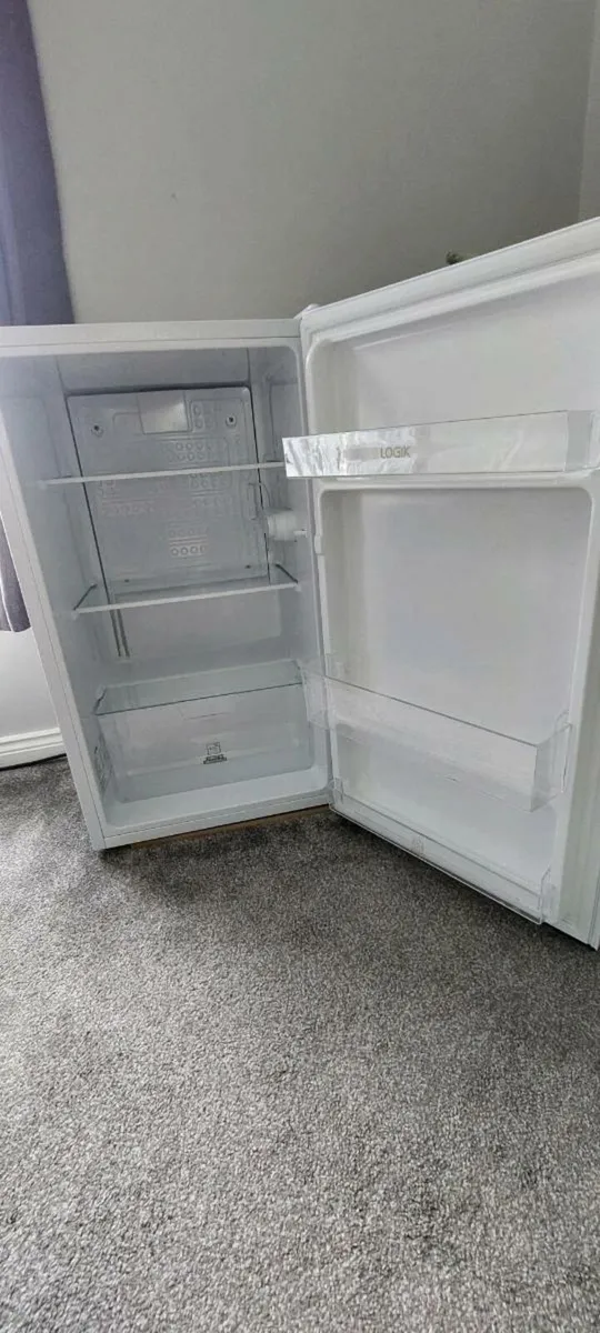 Undercounter fridge - Image 2