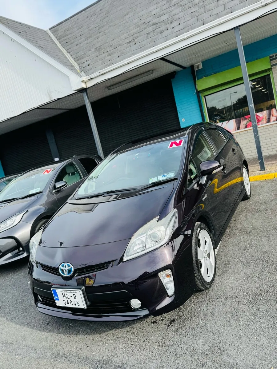 Toyota Prius - Image 4