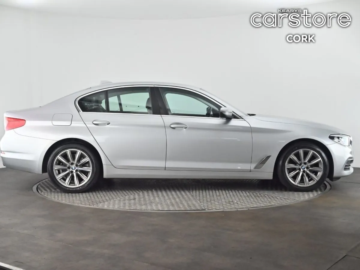 BMW 5 Series 520d SE Auto - Image 3