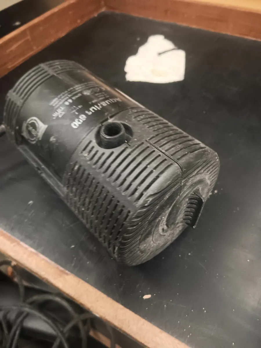 Pond pump - Image 1