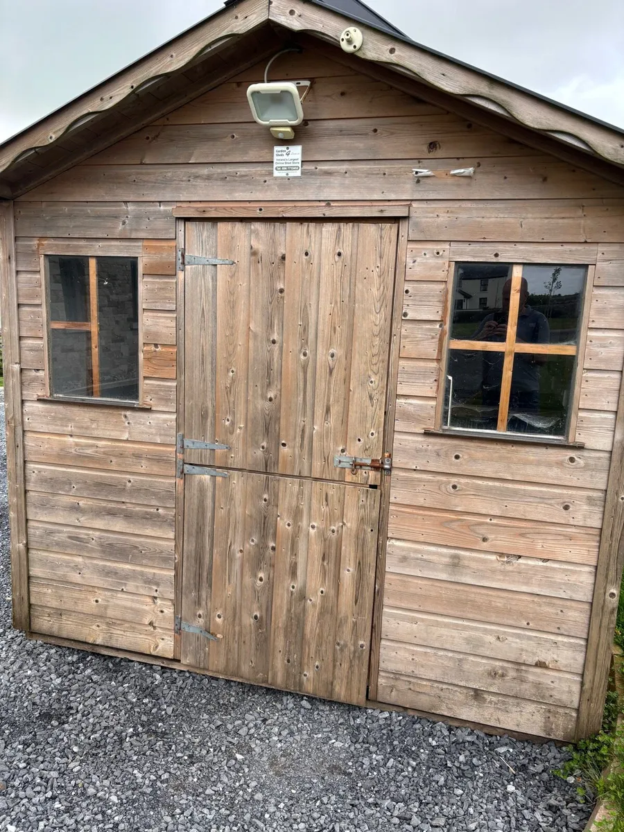 Timber shed - Image 2