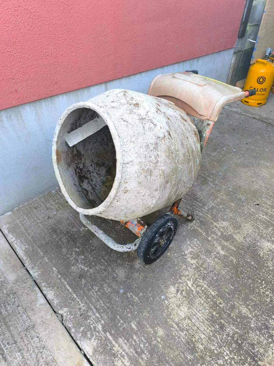 Belle cement mixer - Image 1