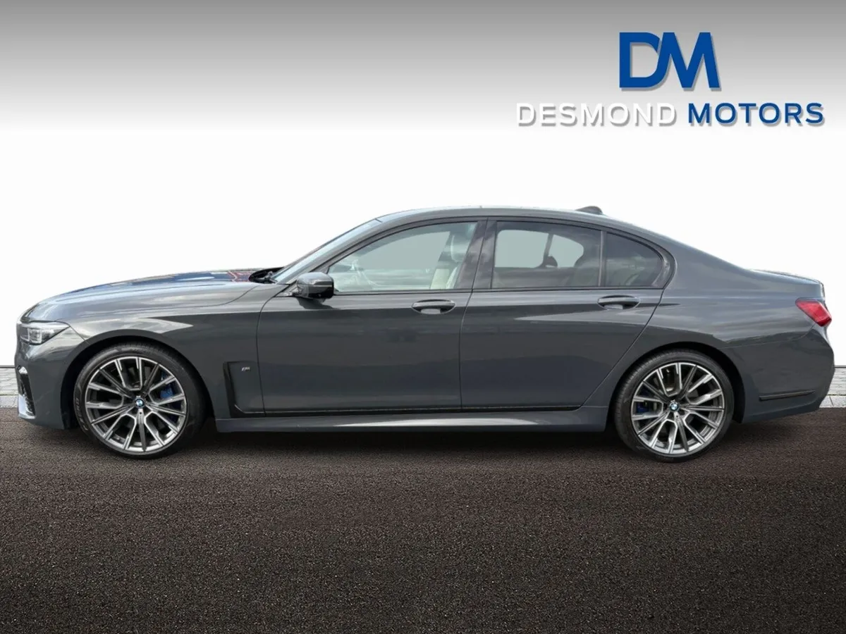 BMW 7-Series 2021 - Image 4