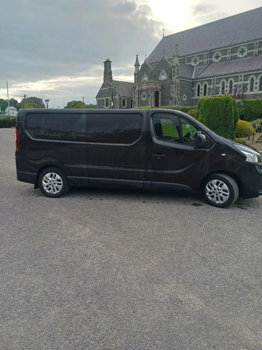 Van - Image 3