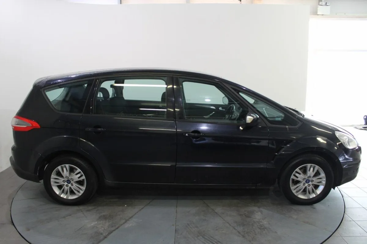 Ford S-Max 2.0tdci 140PS Zetec - Image 3