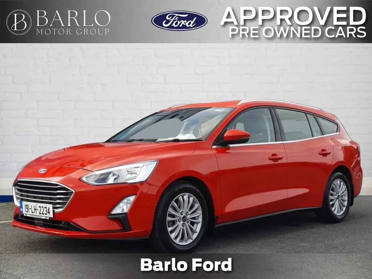 Ford Focus 1.5 Tdci Titanium 120PS Estate  one Ow - Image 3