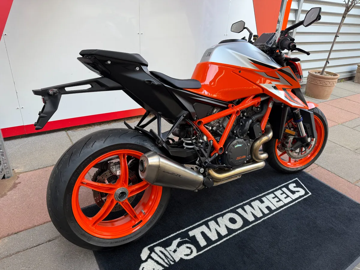KTM 1290 DUKE R OCTOBER DEAL ONLY €18,950 !!!!!!! - Image 3