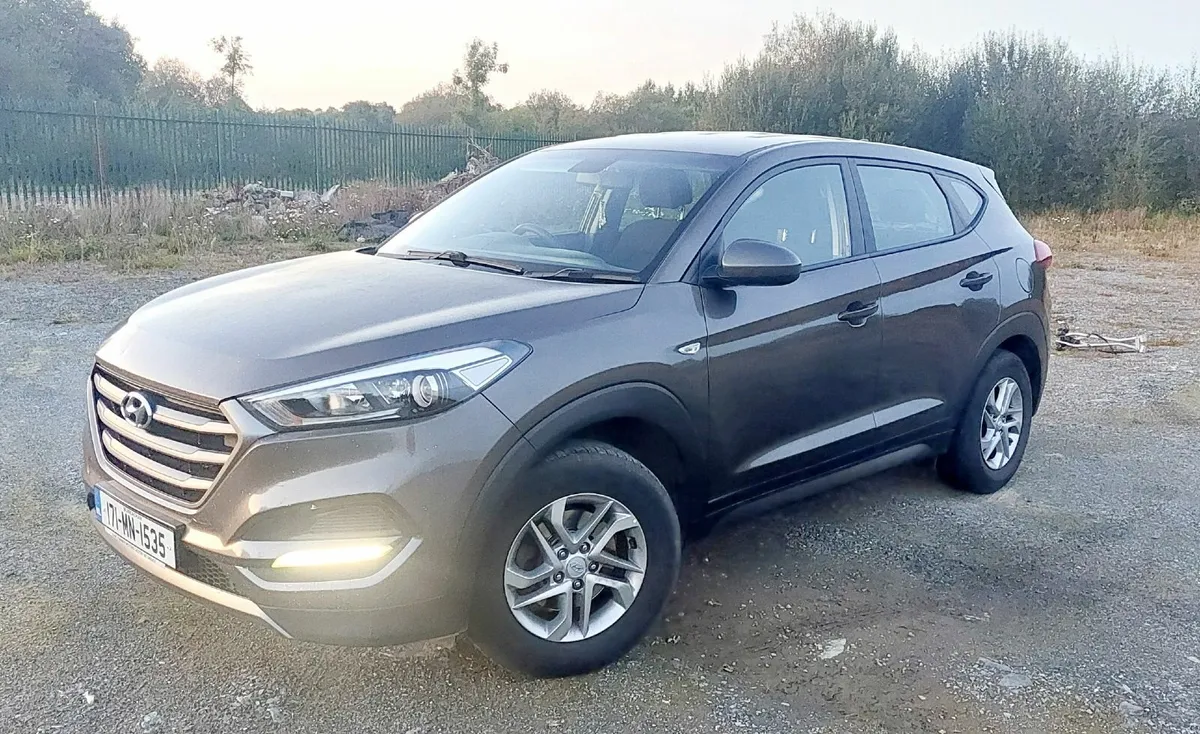 Hyundai Tucson 2017 - Image 2