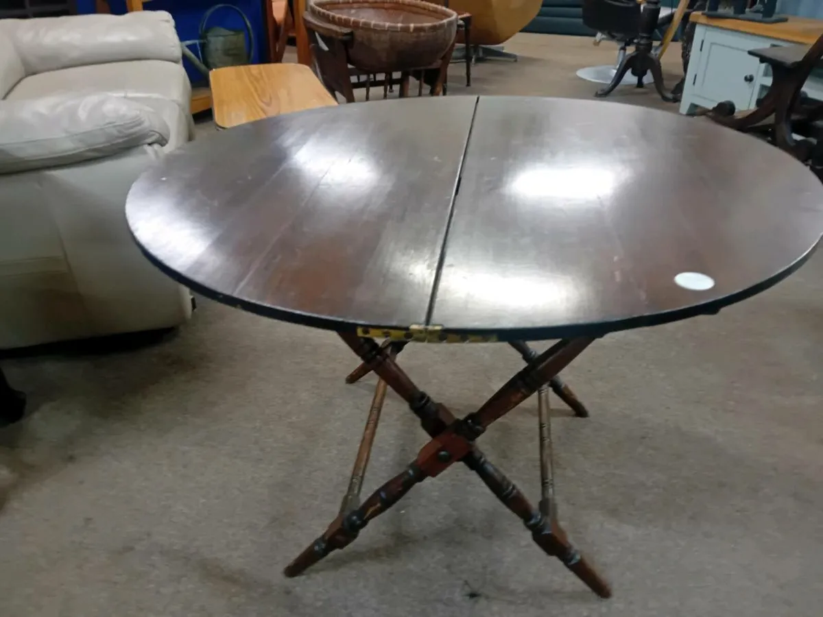 Early 20th Century Mahogany Stagecoach Table - Image 1