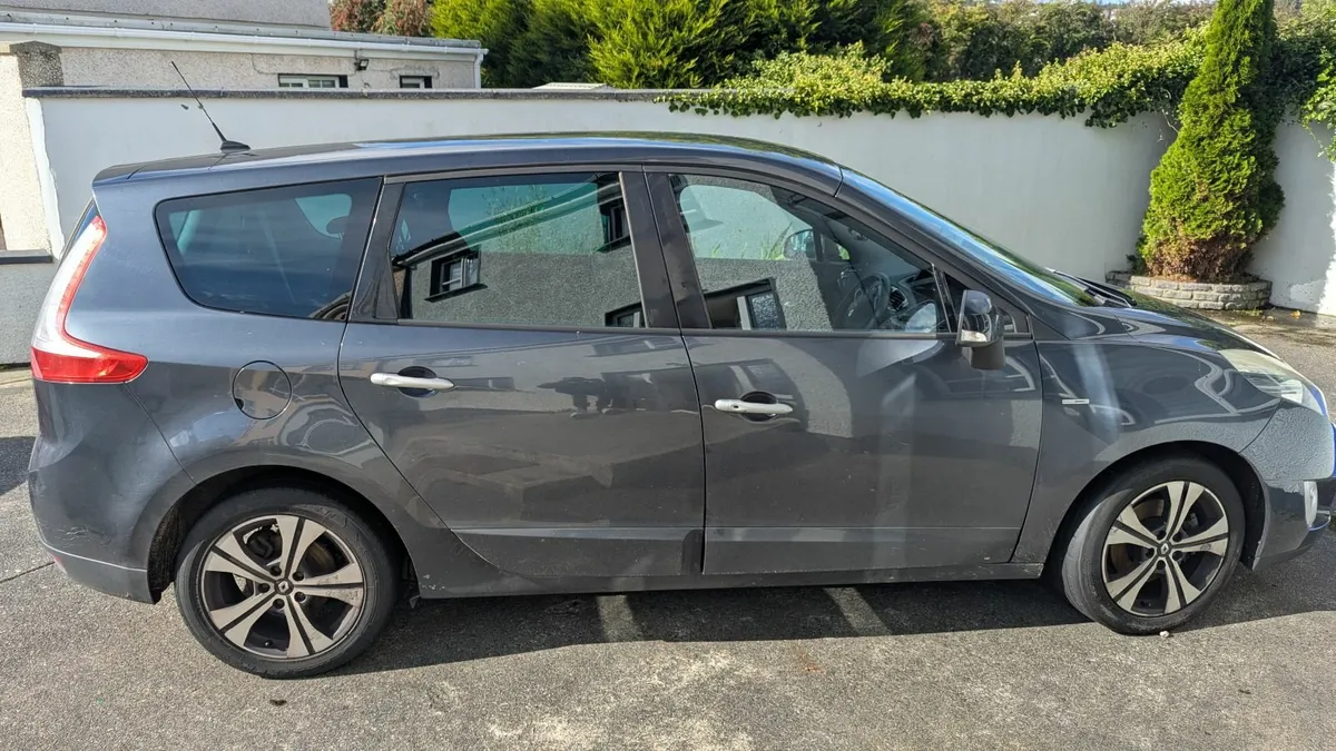Renault Grand Scenic 2012 1.5 dci Bose edition - Image 3