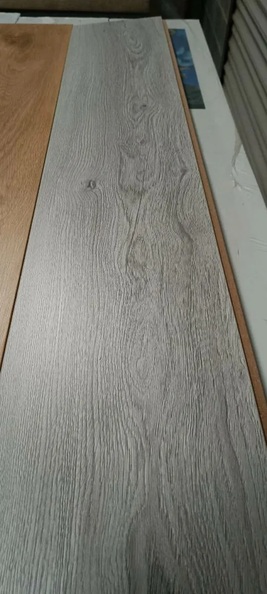 *NEW* 8MM LAMINATE FLOORING ☄️ - Image 3