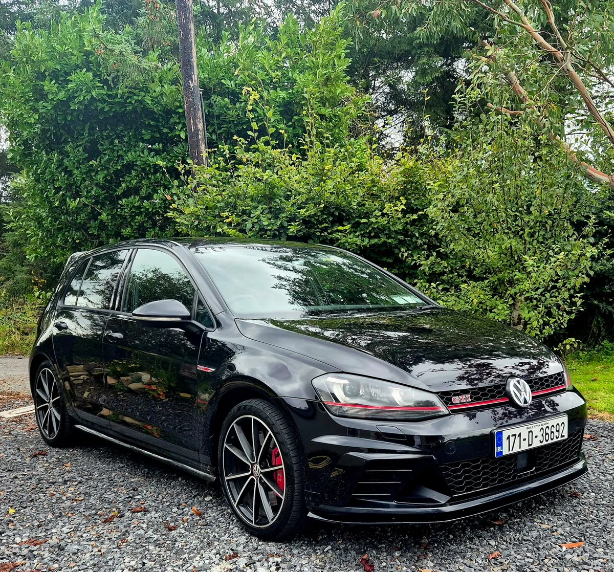 Volkswagen Golf GTI Edition 40 Clubsport - Image 2