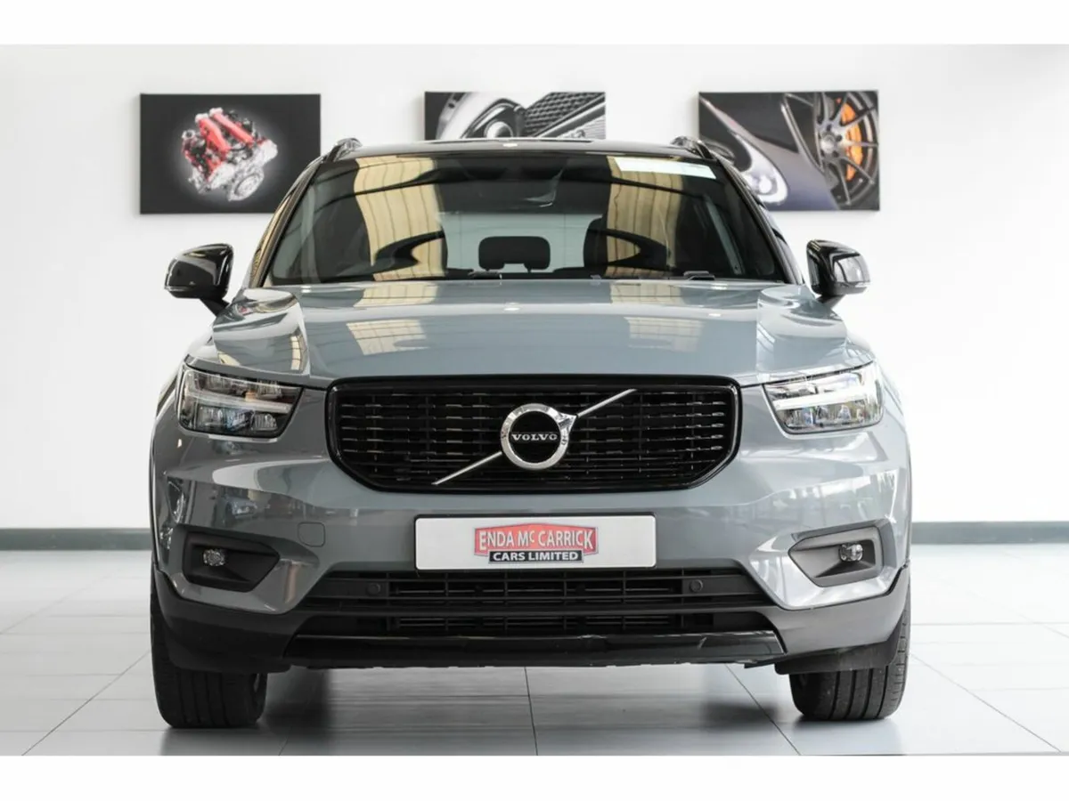 Volvo XC40 T5 R Design Recharge PHEV - Image 4