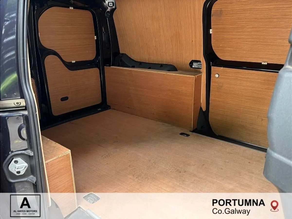 Volkswagen Caddy Maxi Cargo  Business 2.0tdi 102B - Image 4