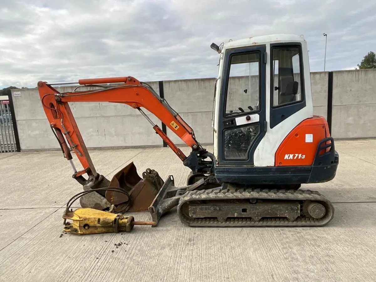 KUBOTA KX71-3 2.8 TON MINI DIGGER - Image 3