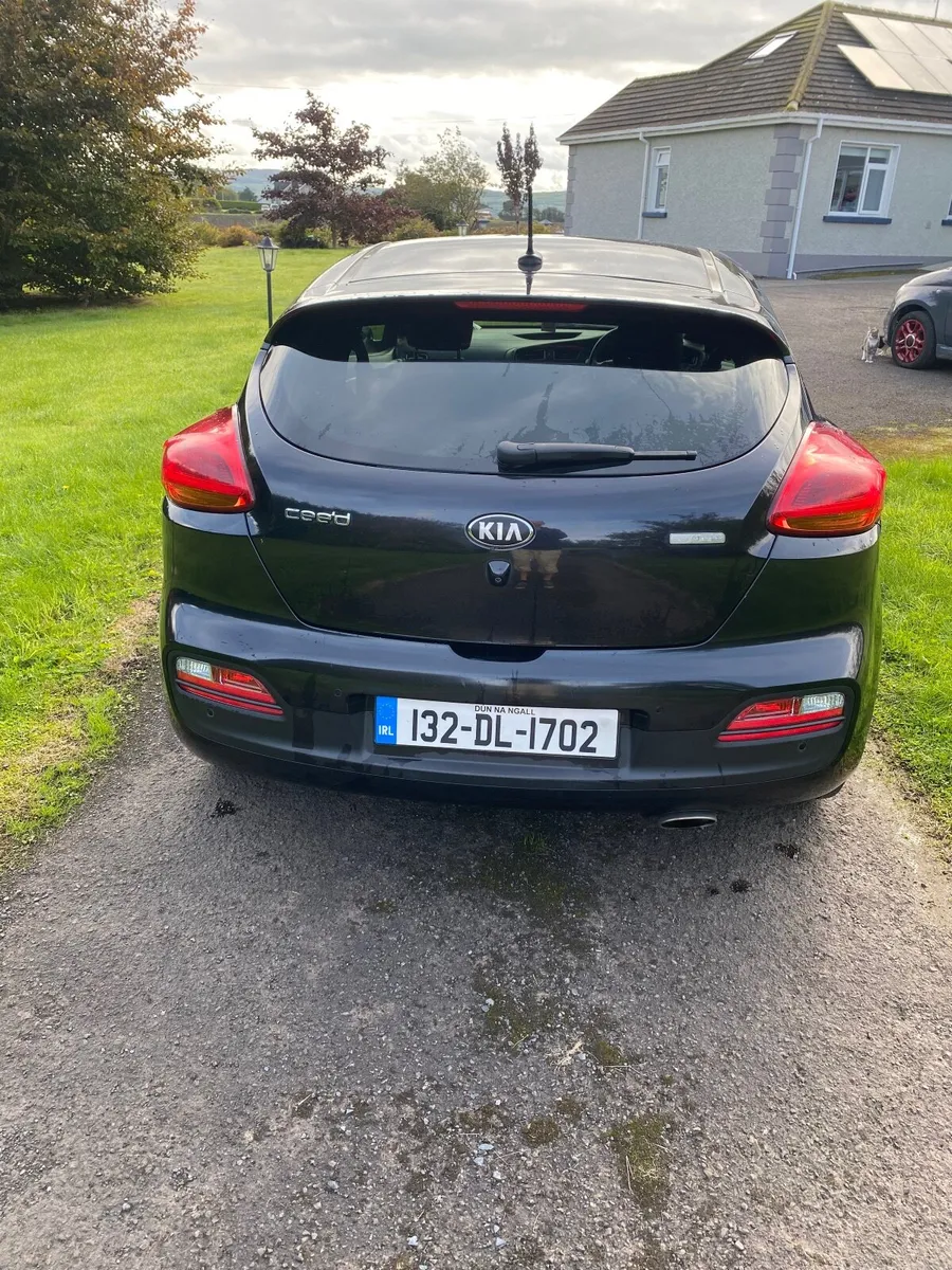 Kia Ceed 2013 - Image 4