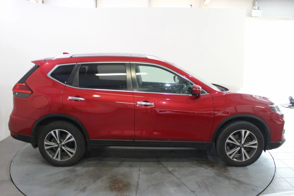 Nissan X-Trail 1.7 DCI SV Premium CVT 7 Seats Auto - Image 3