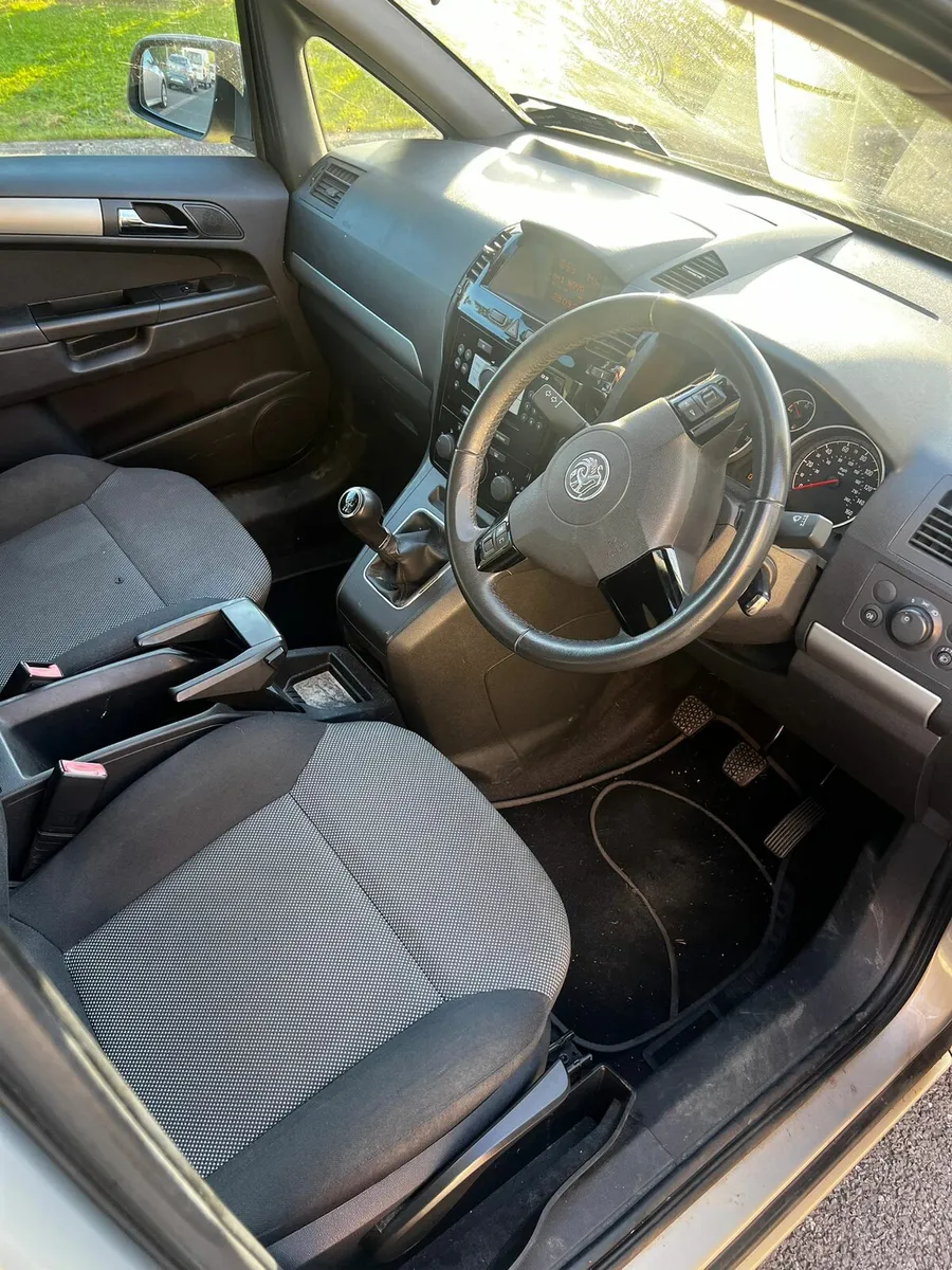 2011 Ople Zafira NCT 01/26 7 SEATER - Image 3