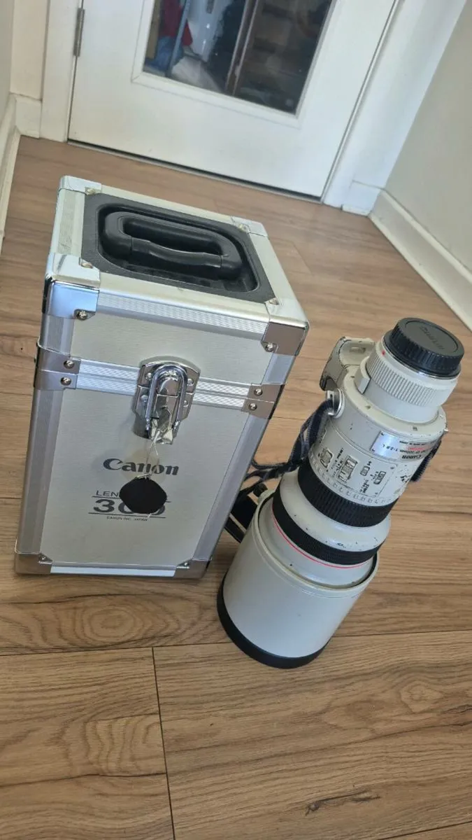 Camera equipment - Image 1