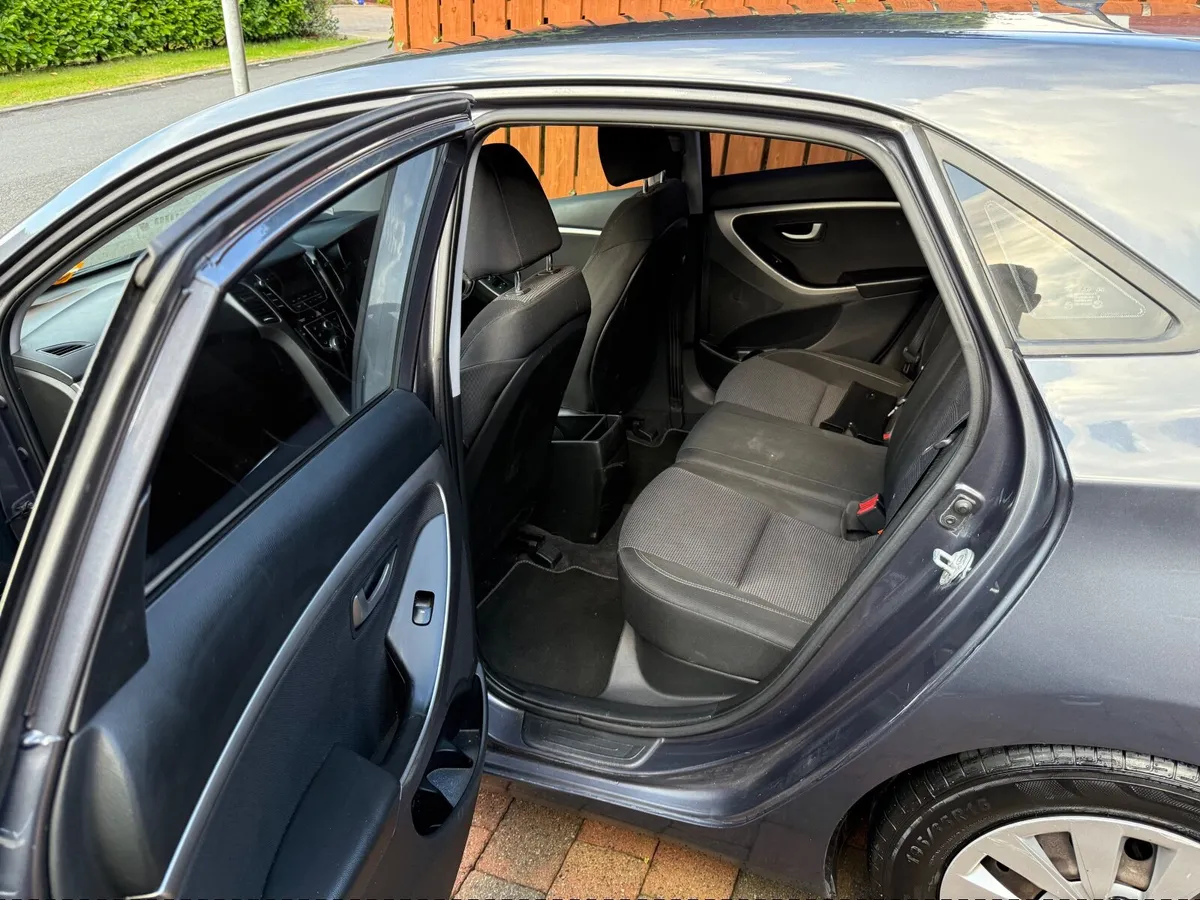 Hyundai i30 2015 - Image 3