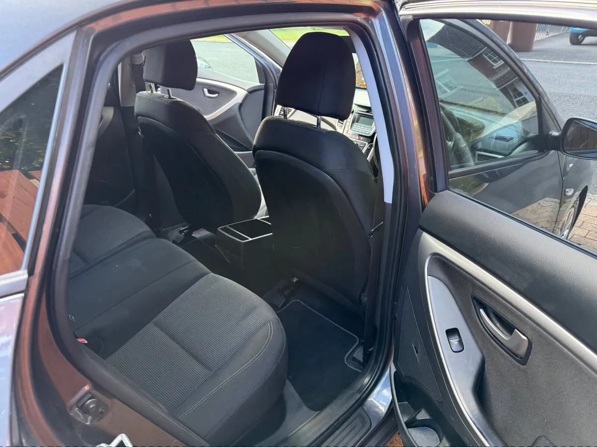 Hyundai i30 2015 - Image 4