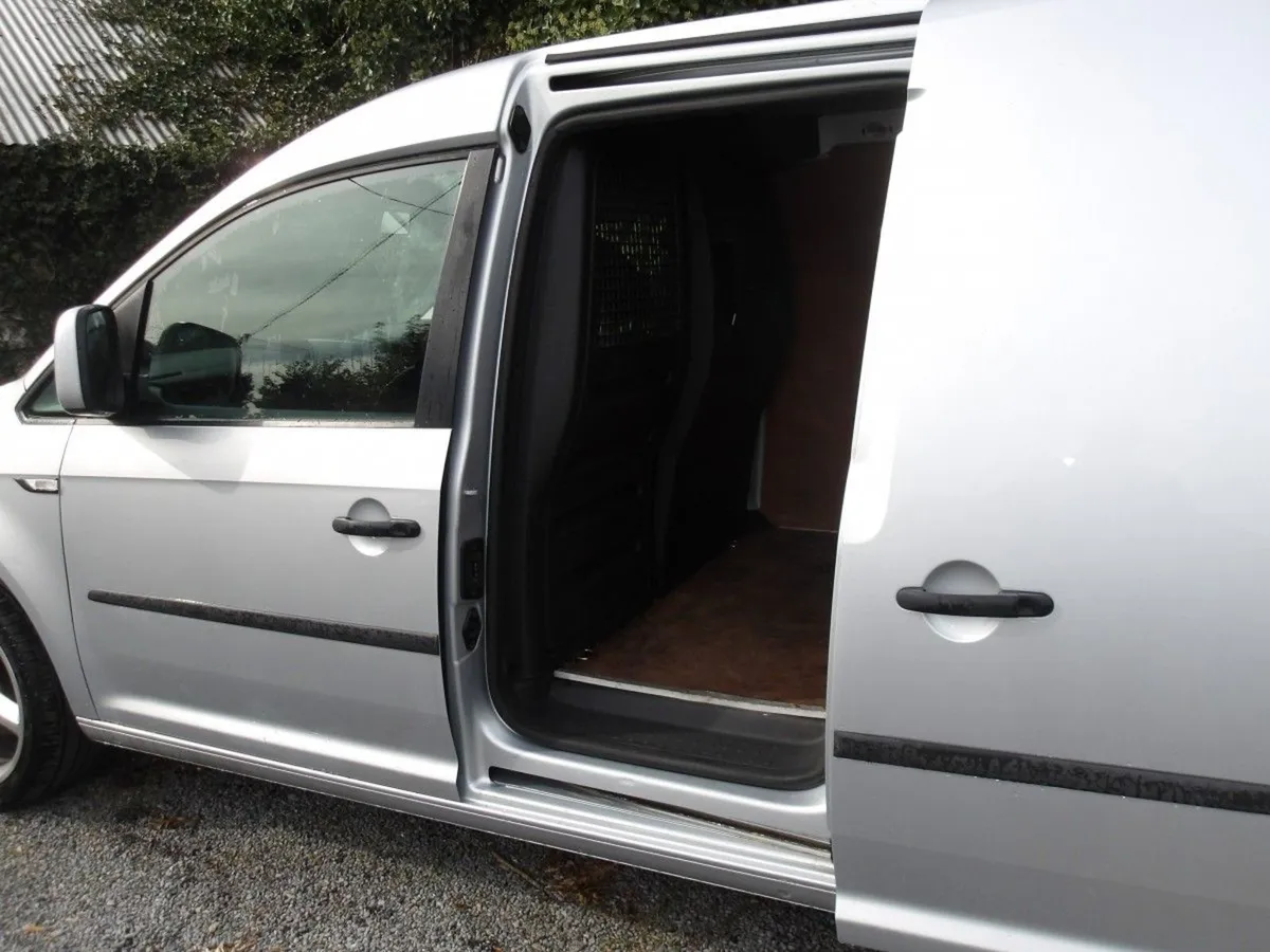 Volkswagen Caddy Caddy TDI 5DR - Image 4